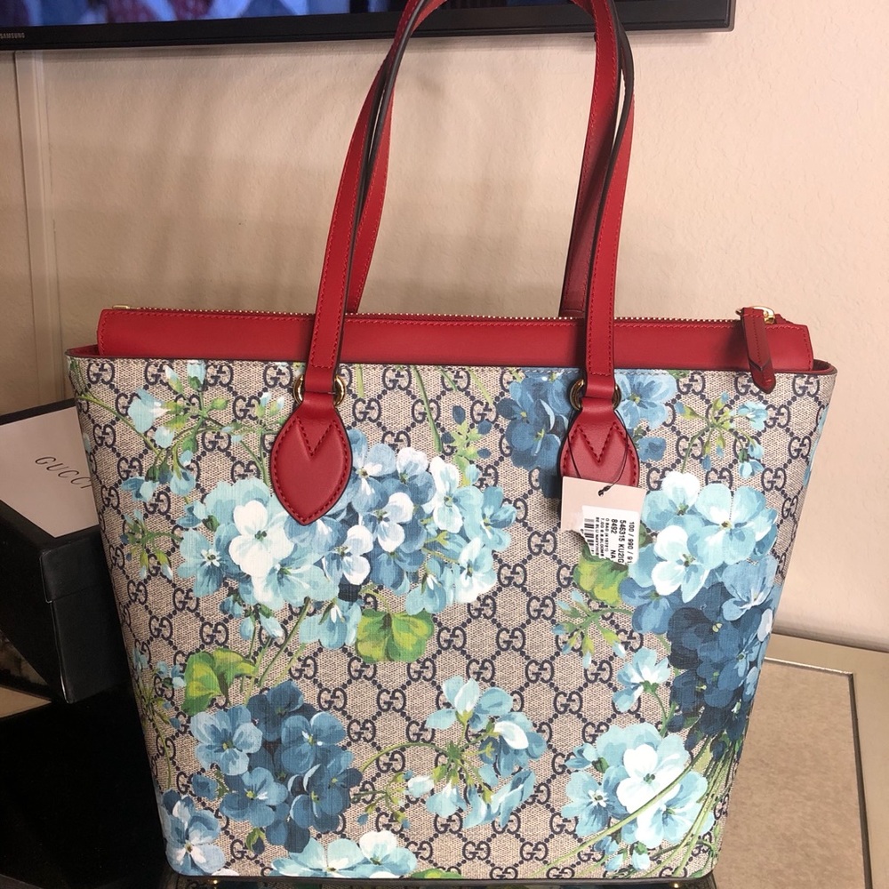 Gucci Supreme Blooms Tote
